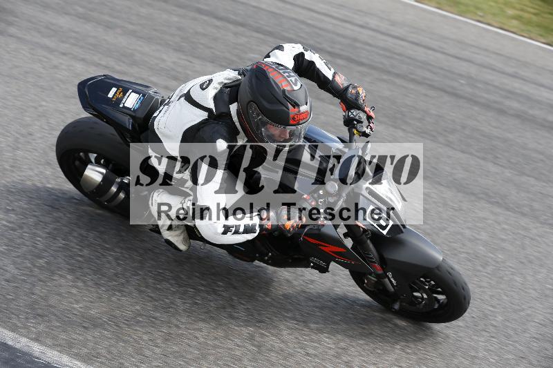 Archiv-2025/05 14.04.2025 Plüss Moto Sport ADR/Einsteiger/81